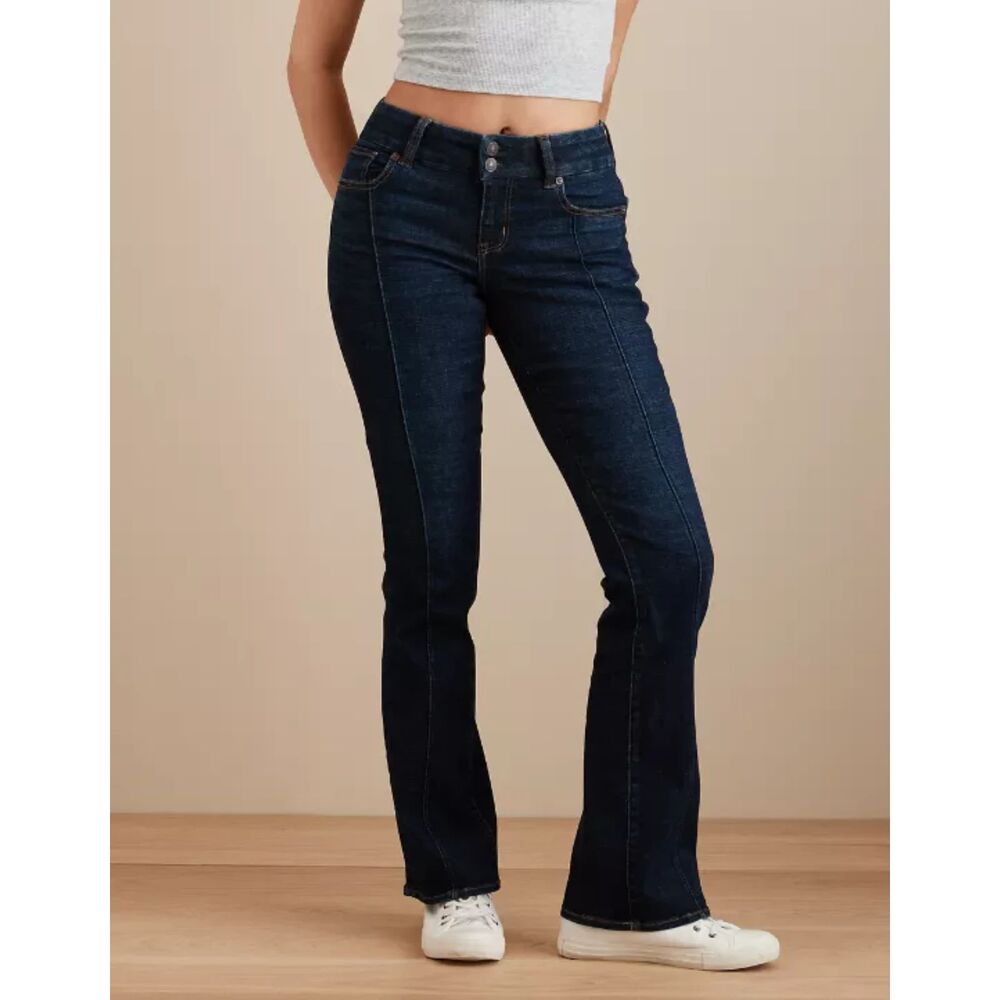 American Eagle Next Level Curvy Low-Rise Kick Bootcut Jeans (14 Regular)